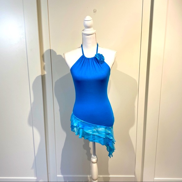 bebe Tops - NWT Bebe Asymmetrical hem halter top